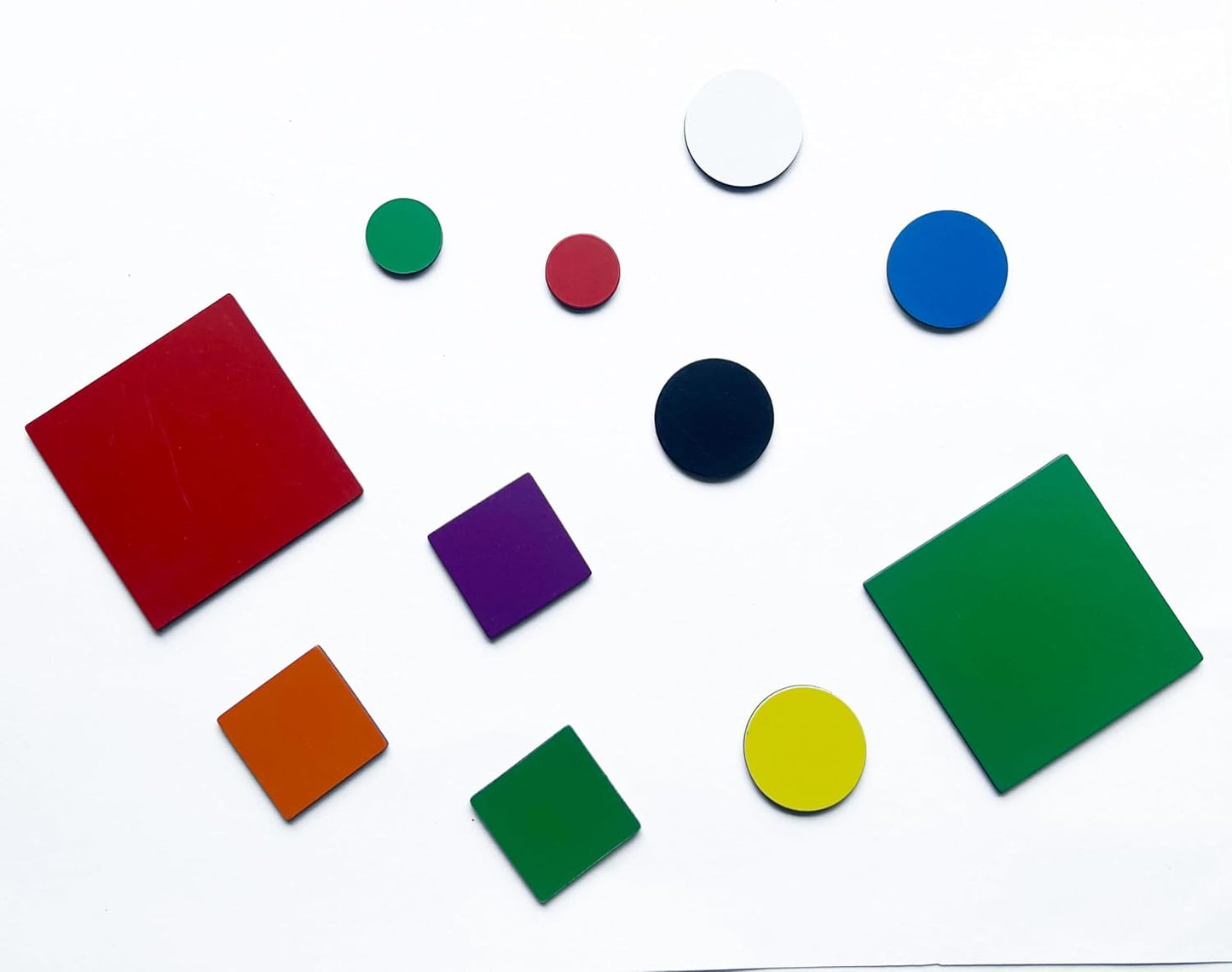 25-Pack, Double-Sided Reg Green Flip Magnet - 1" Red/Green, Go - No Go, Reversible Indicator for Efficient Organizational Communication, Ideal Indicator for Steel Surfaces