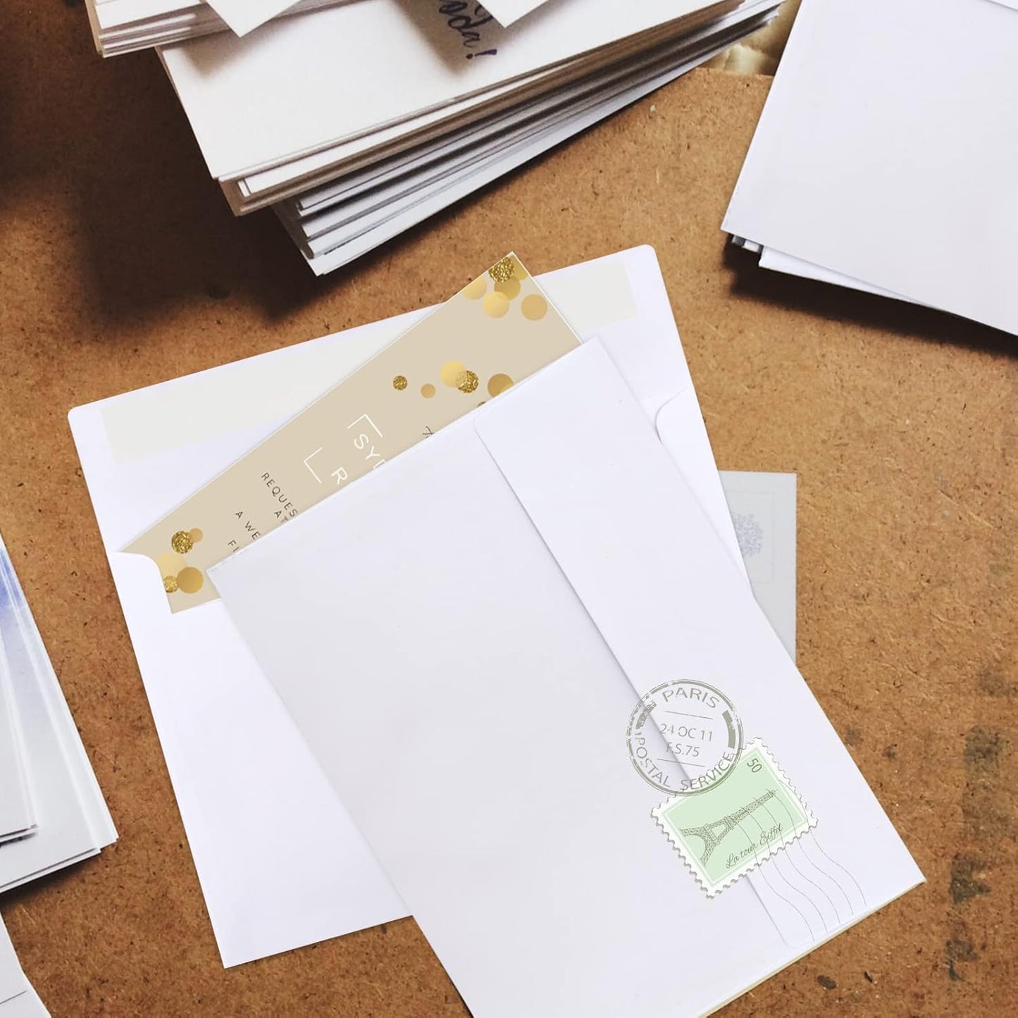 Joyberg 50 Packs 5x7 Envelopes, White A7 Envelopes for Invitations, Printable, Self Seal for Weddings, Invitations, Photos, Postcards, Greeting Cards, Mailing - Lumora Desk
