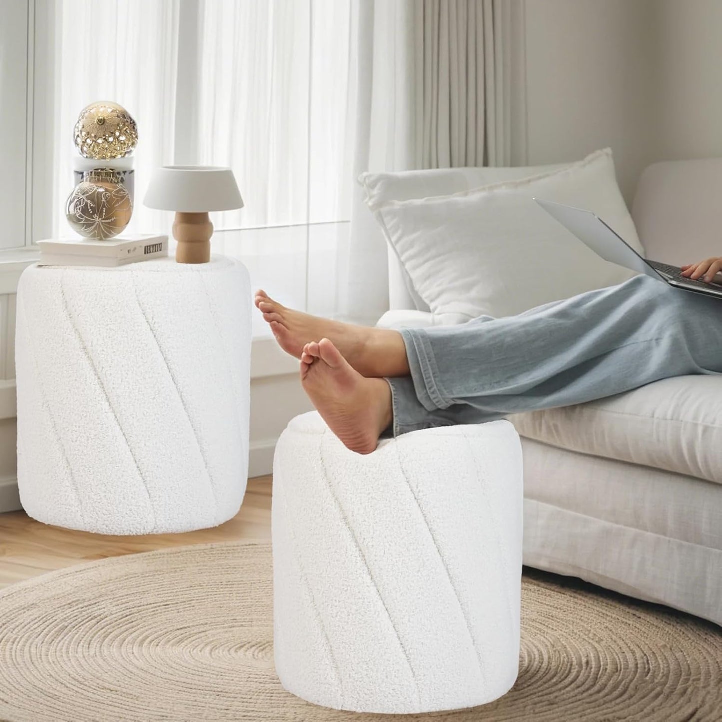 Modern Round Ottoman, Spiral-Tufted Foot Stool Ottoman, Teddy Fleece Upholstered Vanity Stool for Makeup, Bedroom, Living Room, White