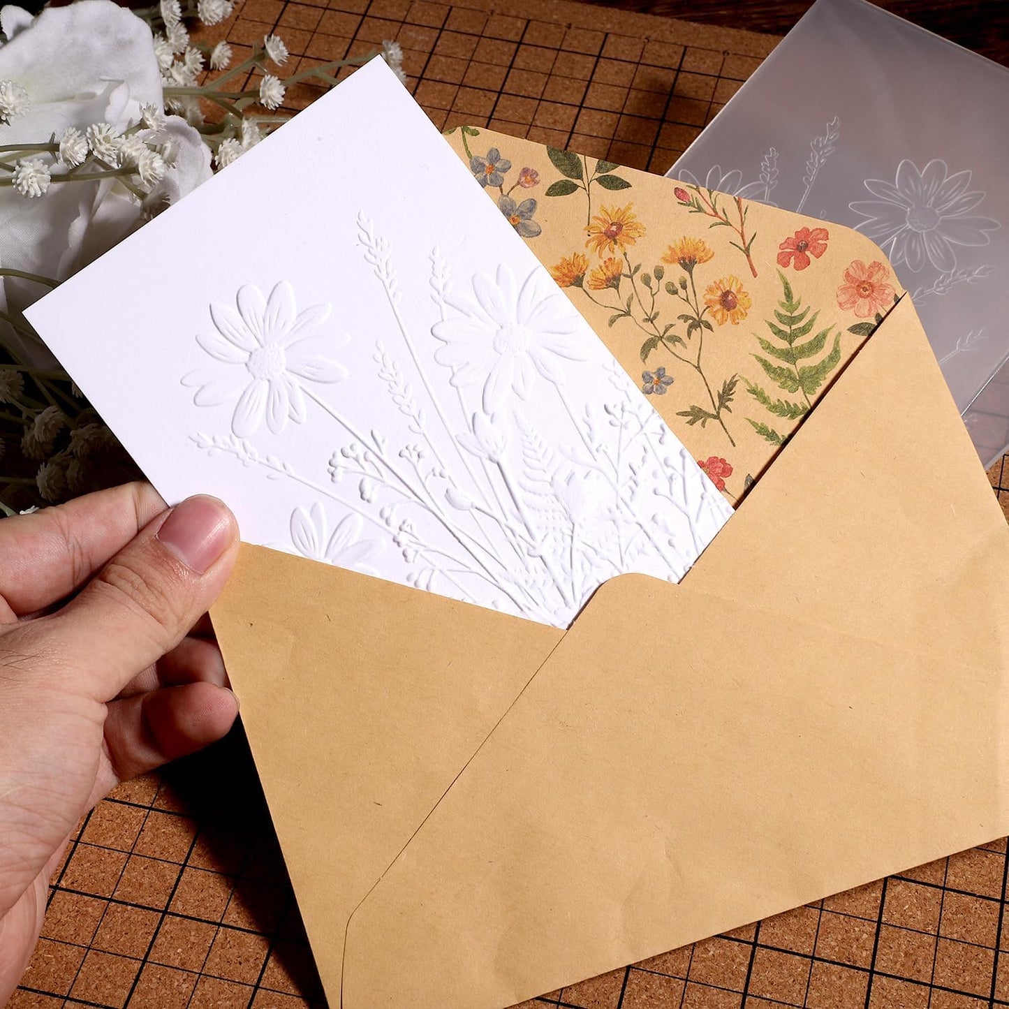 3D Embossing Folder, 5x7in Flower Leaf Background Plastic Embossing Folders for Card Making Embossed Template Plates for DIY Craft Tools Scrapbooking Paper Album Supplies