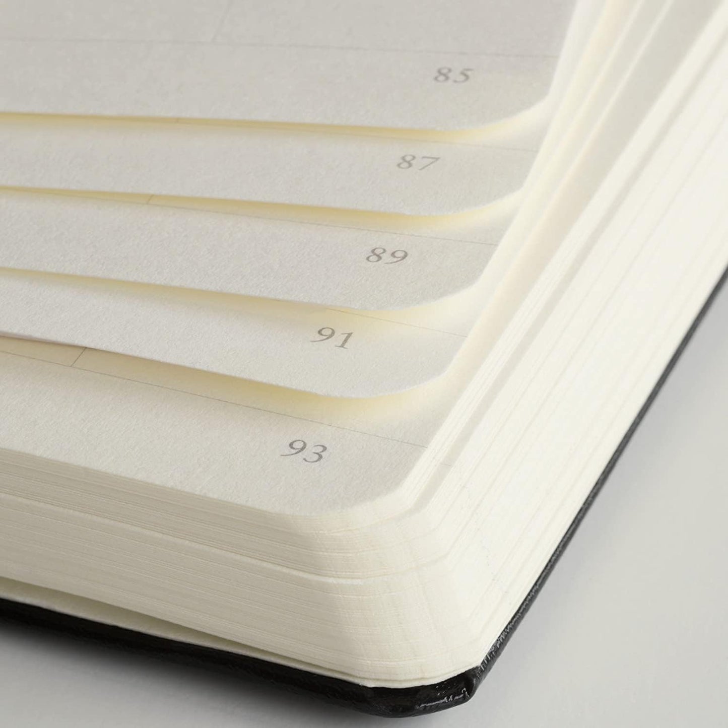 LEUCHTTURM1917 - Notebook Hardcover Medium A5-251 Numbered Pages for Writing and Journaling (Lemon, Dotted)