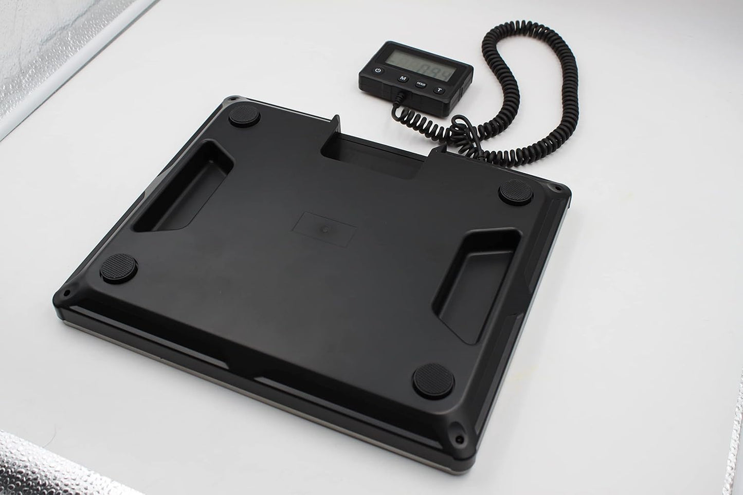 Maxus Shipping Scale 440lb, LCD Digital Postal Scale with Hold and Tare Funtion, Postage Scale for Packages Luggage Post Office Warehouse, Battery and Tape-c Power, Black - Lumora Desk