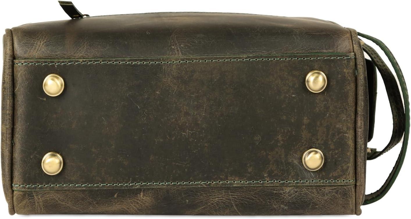 KomalC Leather Toiletry Bag for Men & Women – Handcrafted Travel Grooming Kit with Water-Resistant Lining and Secure Zipper Closure