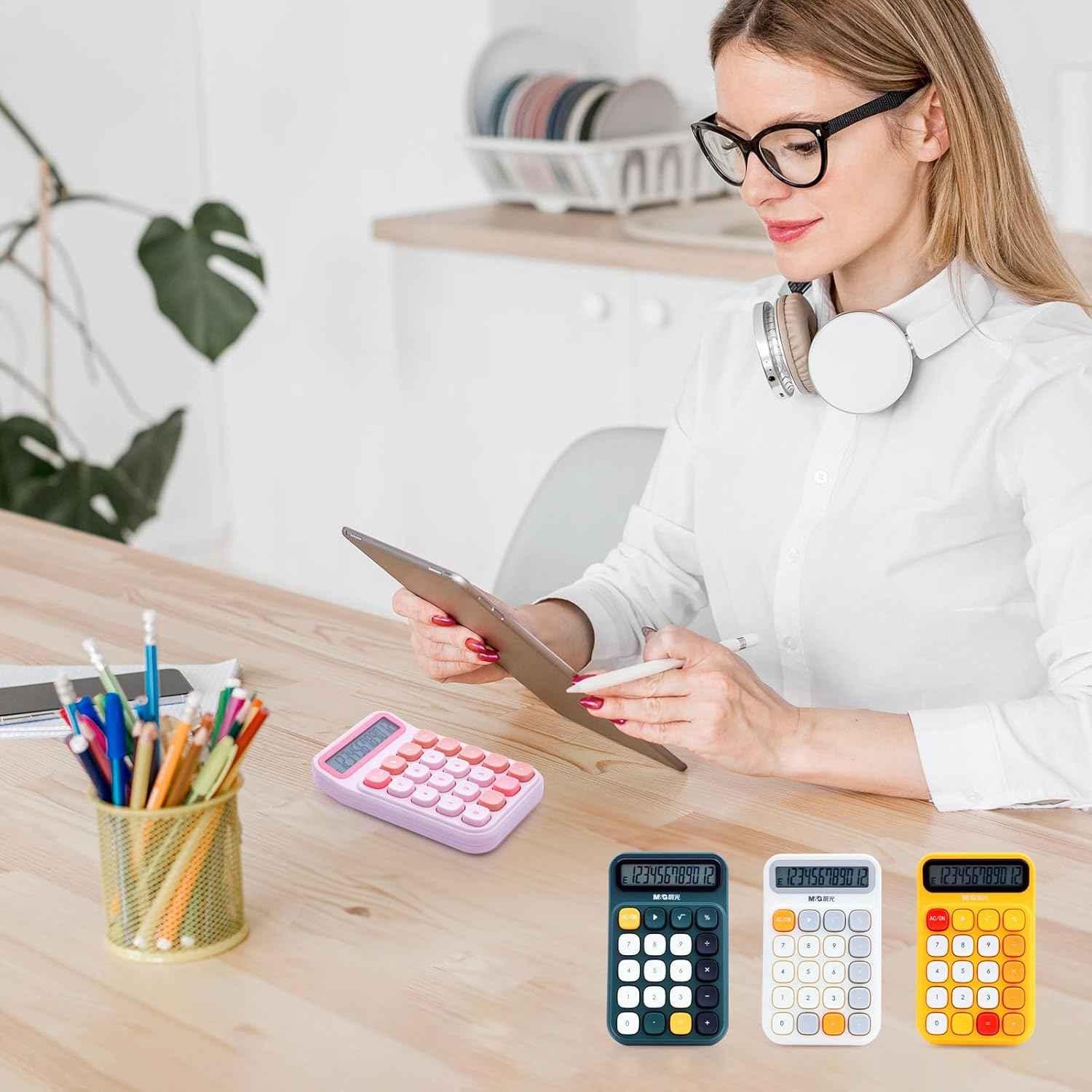 M&G Mechanical Switch Calculator, 12 Digits, Large LCD Display and Big Buttons, Cute Green Desktop Calculator for Office, Home, School (Battery Included)