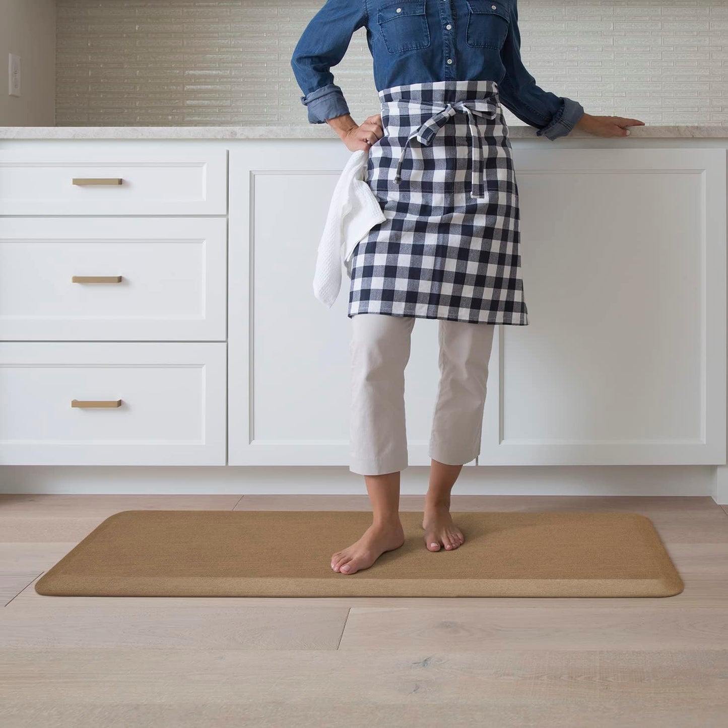 NewLife by GelPro Anti-Fatigue Designer Comfort Kitchen Floor Mat, 20" x48”, Grasscloth Khaki Stain Resistant Surface with 3/4” Thick Ergo-Foam Core for Health and Wellness