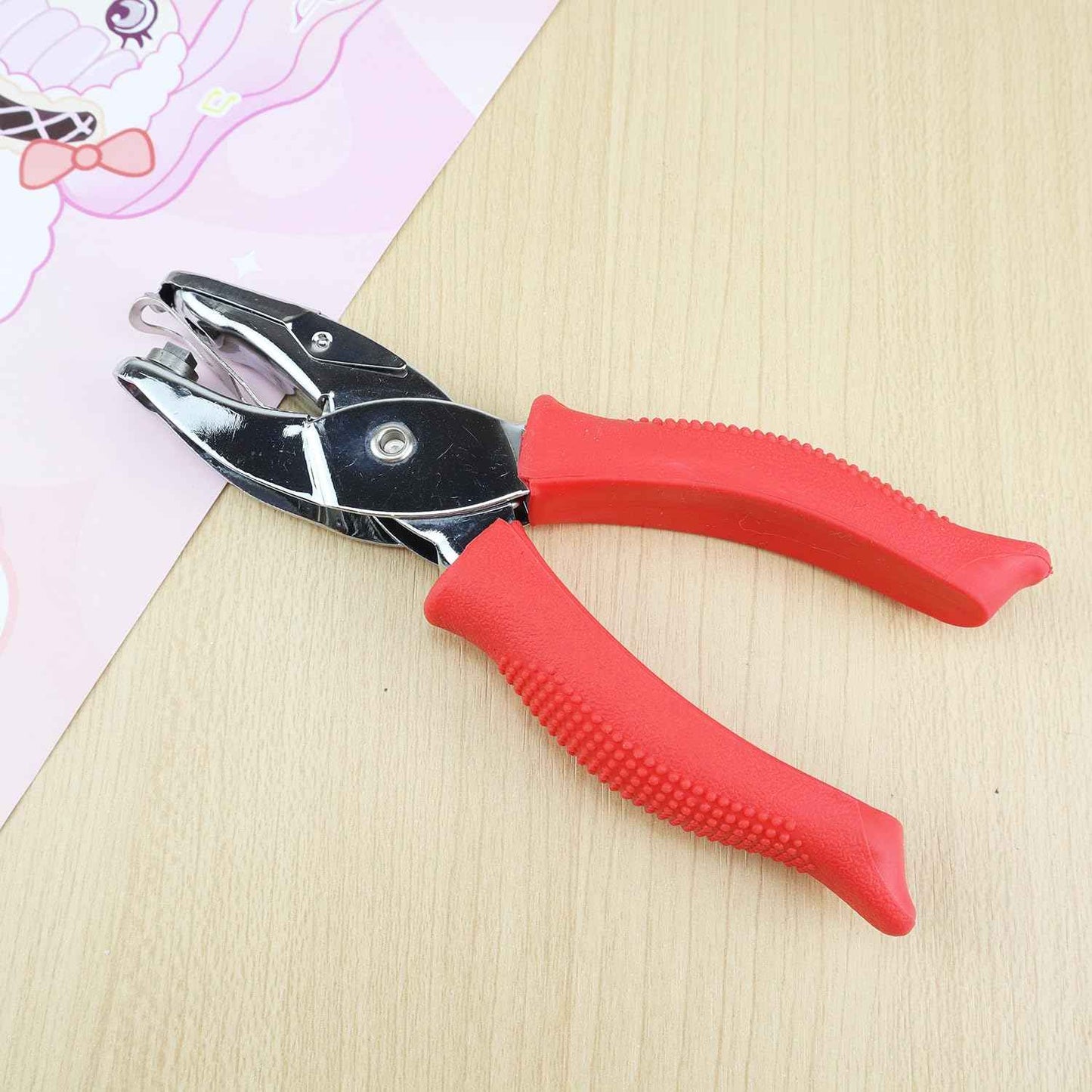 Hole Puncher,1/4 Inch Diameter of Heart Shape Hole,Handheld Single Paper Hole Punch with Red Soft Grip Handle for Binder, Scrapbooking, Cards, Paper Crafts (Heart Hole)