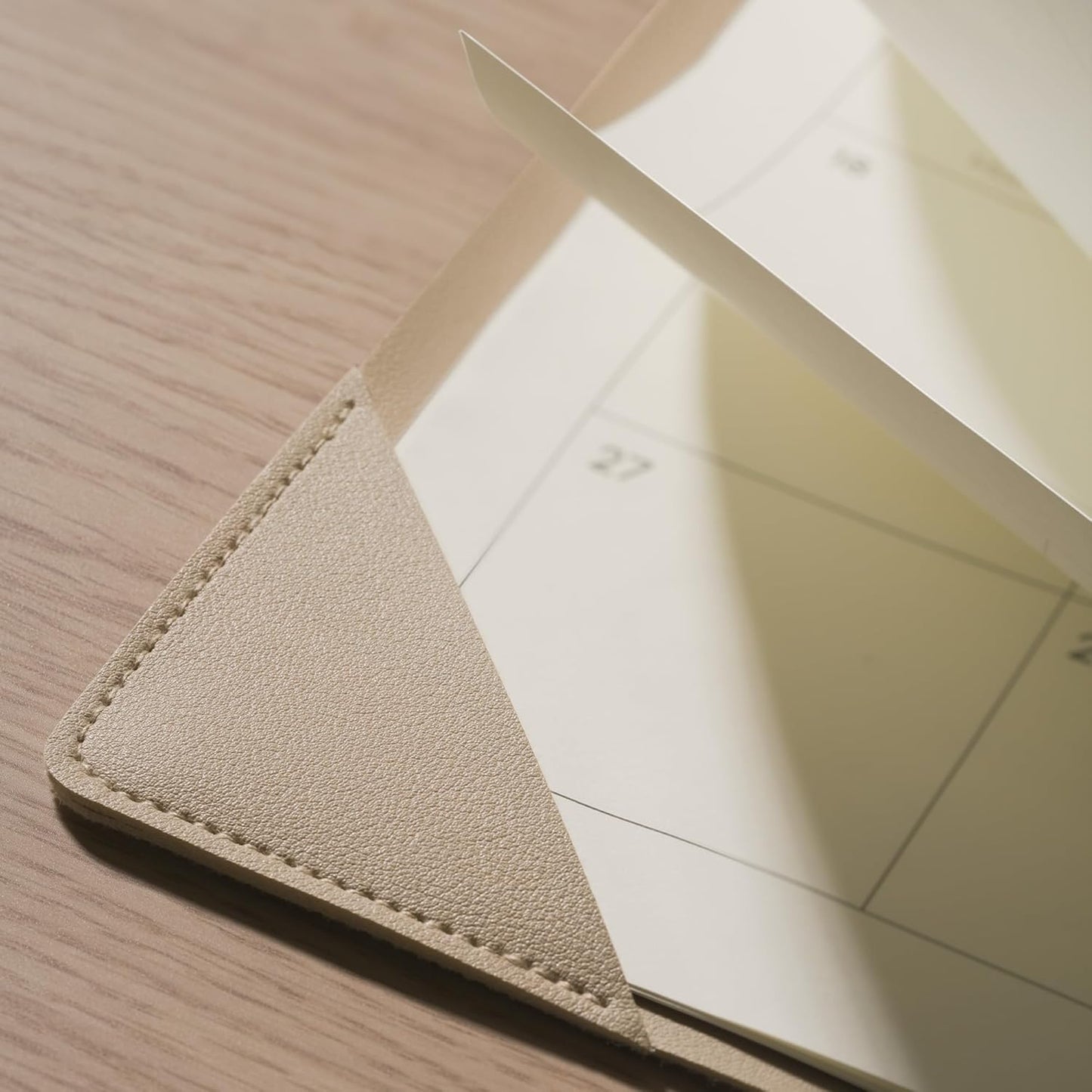 Desk Calendar 2025-2026 with Desktop Mat, Cabbrix Large Desk Pad Calendar 22 x 17 Inch Runs From July 2025 to December 2026, Floral Design Calendar 2025 for Home School and Office (Apricot)