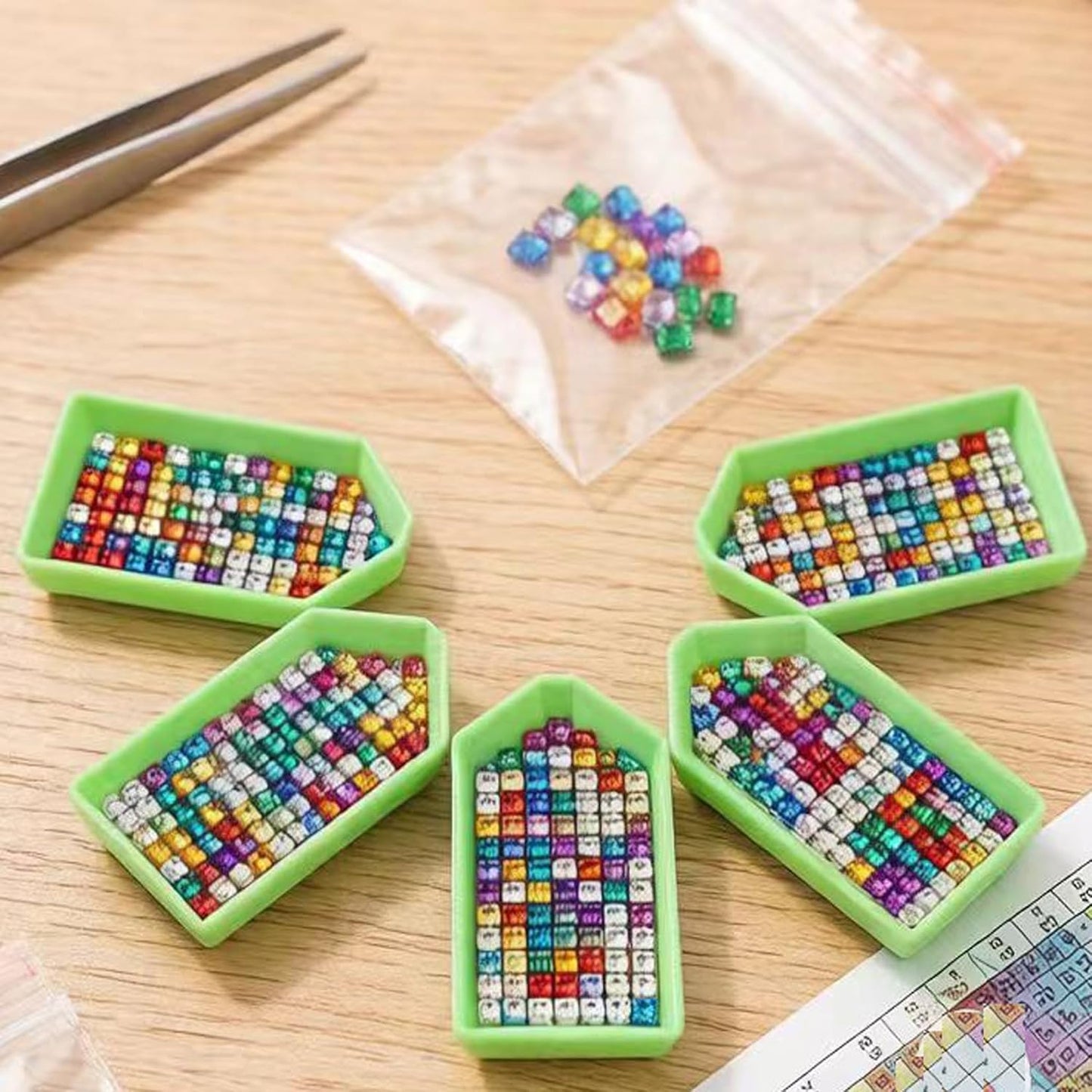 100 Pieces Green Plastic Bead Sorting Trays Diamond Bead Sorting Trays Organizer, Diamond Painting Tool Accessories for DIY Art Craft