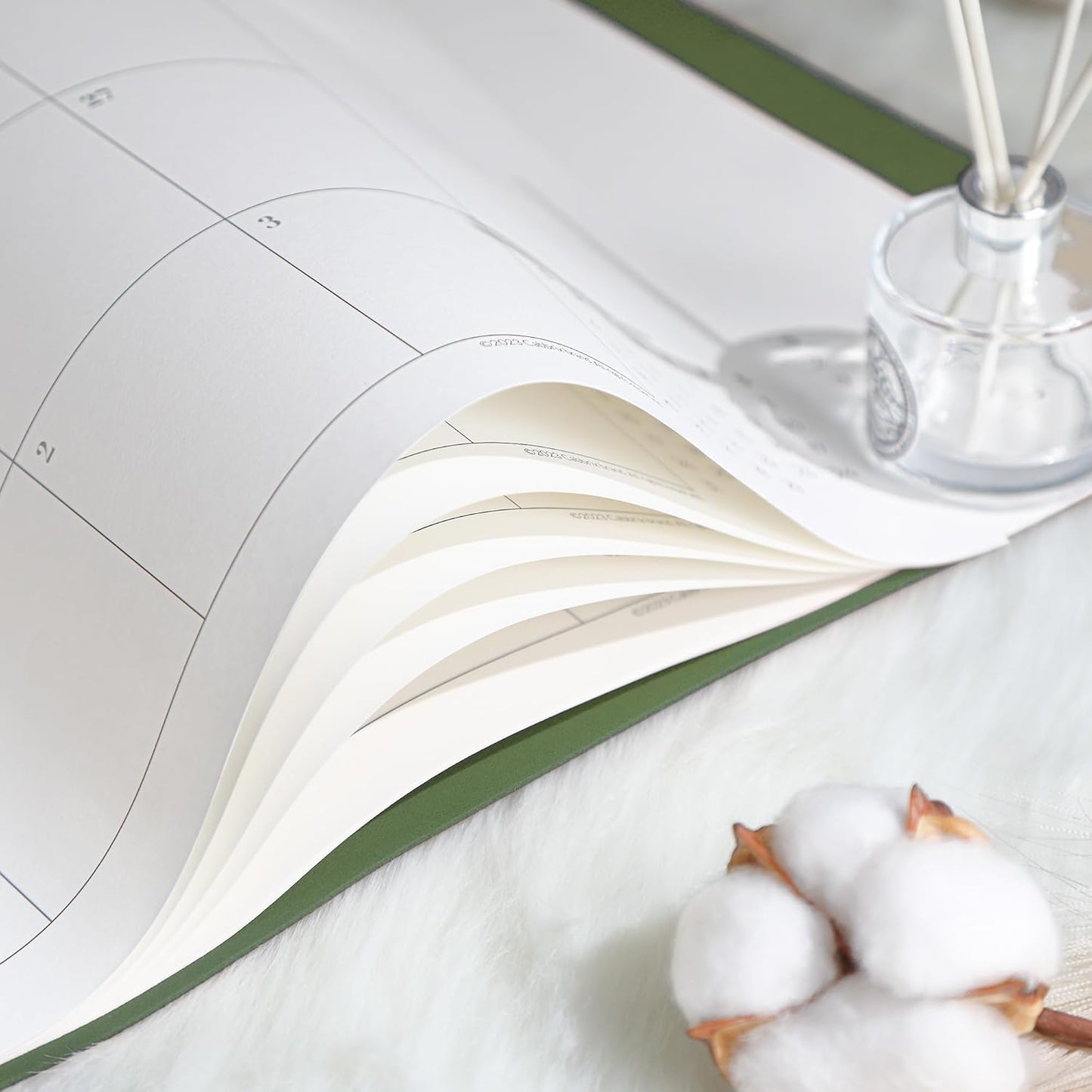 Simplified Desk Calendar 2025-2026 with Desktop Mat, Cabbrix Large Desk Pad Calendar 21" x 16-1/2" Runs From July 2025 to December 2026, Desk Blotter Calendar for Home School and Office (Mint Green)