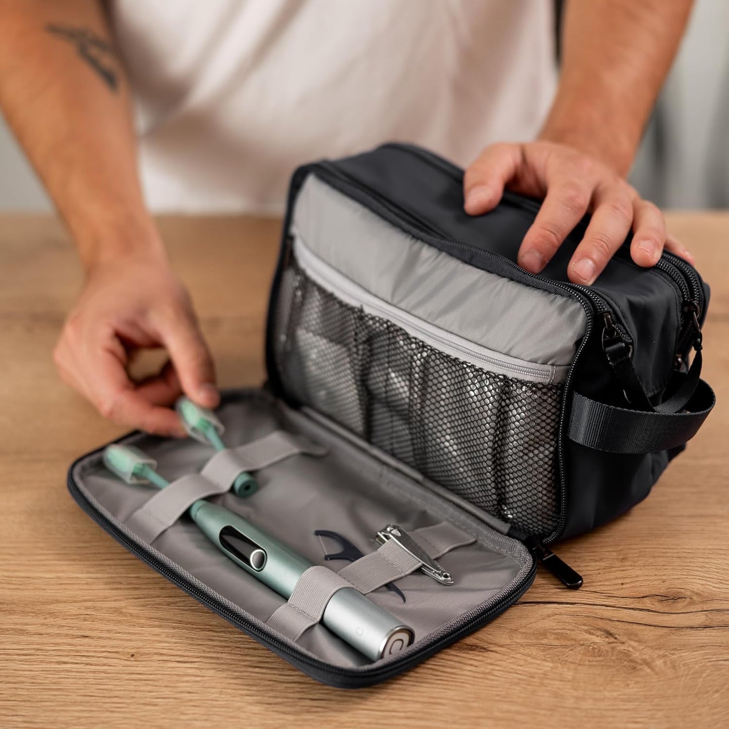 Carrywell (Not Made In China) Toiletry Bag For Men, Shaving Kit, Travel Organizer Dopp Kit, Interior Compartments and Pockets For Toiletries and Accessories, Black