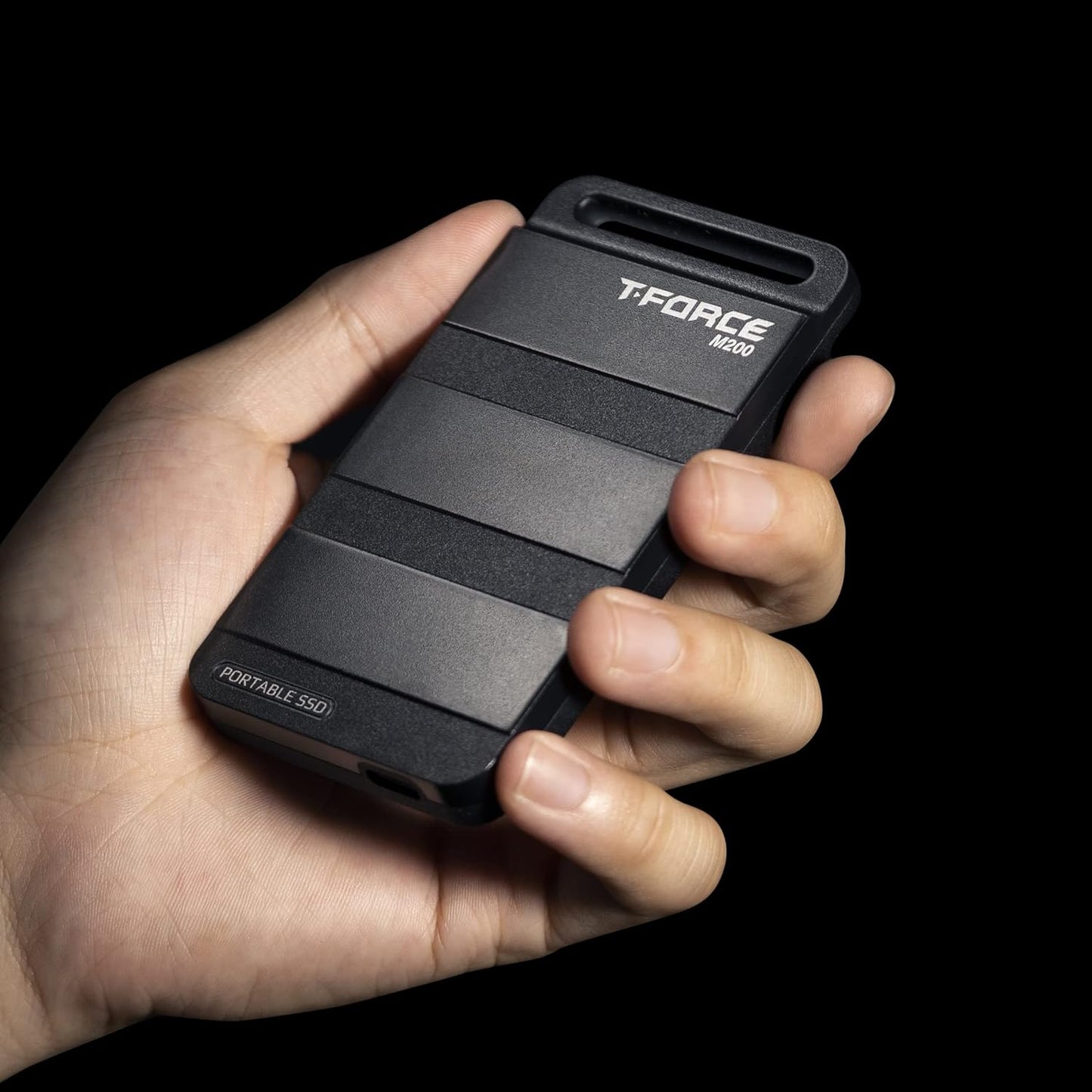 TEAMGROUP T-Force M200 Portable External SSD 4TB USB3.2 Gen2x2 Type-C Read/Write 2000MB/s Compatible with PS5 & Xbox & Chrome OS T8FED9004T0C102