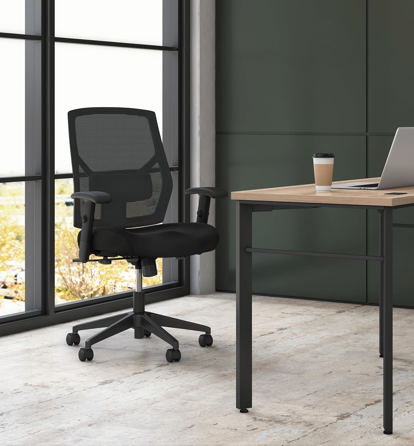 HON Crio High Back Task Chair, Ergonomic Office Chair with Adjustable Arms and Back Support, Lumbar Support, 360 Swivel, Adjustable Center-Tilt Recline, for Computers, Desks, Home Office, Black
